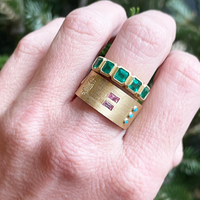 FIVE STONE EMERALD BAND