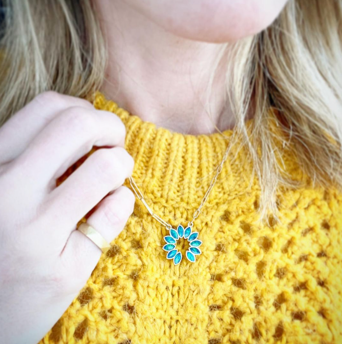 OPAL BLOSSOM NECKLACE